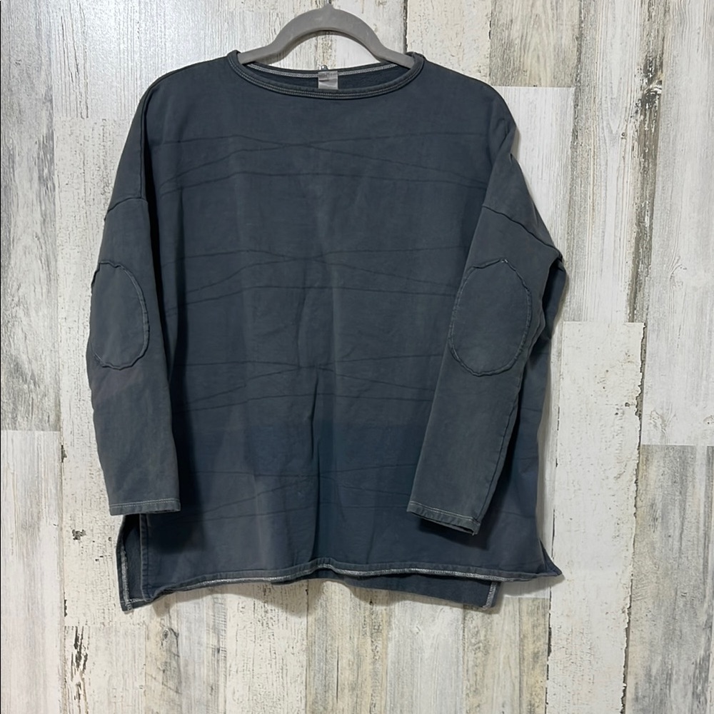 Go Couture Gray Long Sleeve Sweatshirt Relaxed Fit